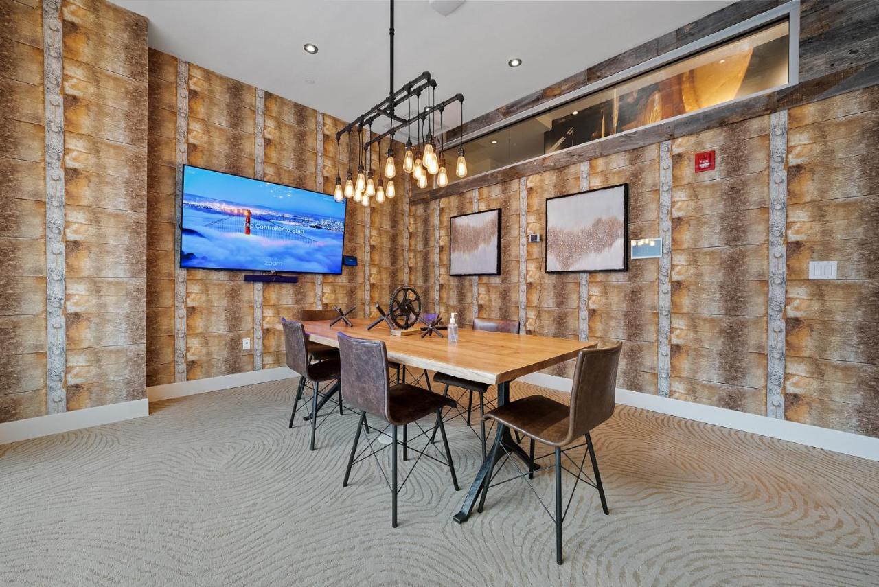 Apartmán The Edge On 4Th By Airriva Louisville Exteriér fotografie